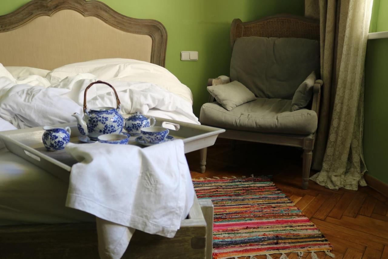 Retro Big Apartment With Two Balconies And Lift Карлови Вари Екстериор снимка